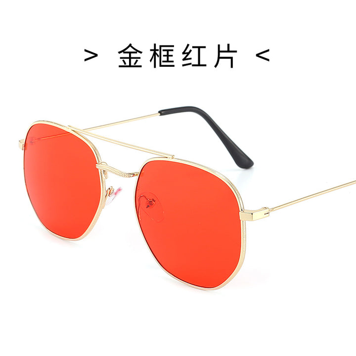 Ladies sunglasses with oval frame and protective gradient lens Stornfield