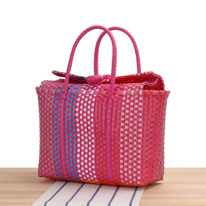 Trendy shopping bag made of handwoven material with playful details Stornfield