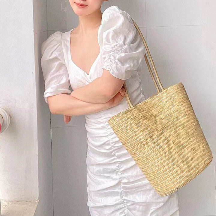 Spacious basket bag with pocket Stornfield