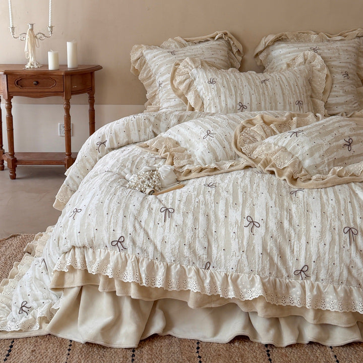 Ruffled Eyelet Lace Embroidered Cotton Duvet Cover Set