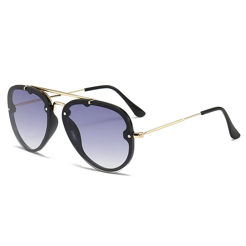 Ladies extravagant sunglasses with stylish frame and UV protection Stornfield