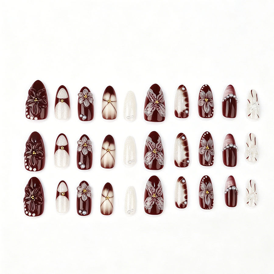 Elegant Artificial Nail Art with Floral Design and 3D Decorations Stornfield