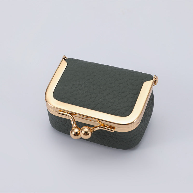 Elegant Vintage Clutch Stornfield
