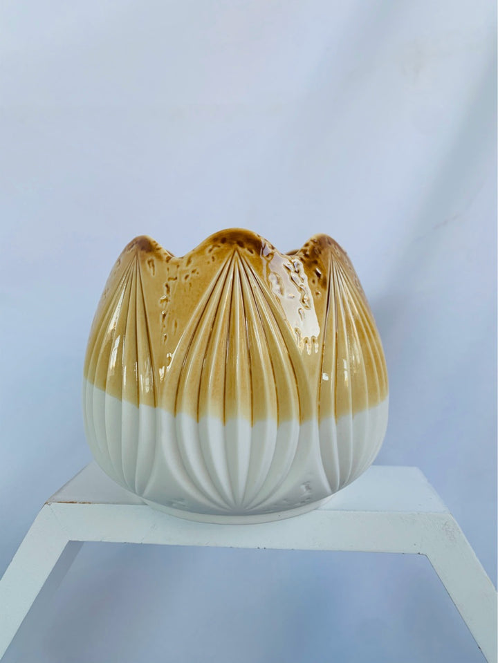 Decorative Ceramic Planter Stornfeild