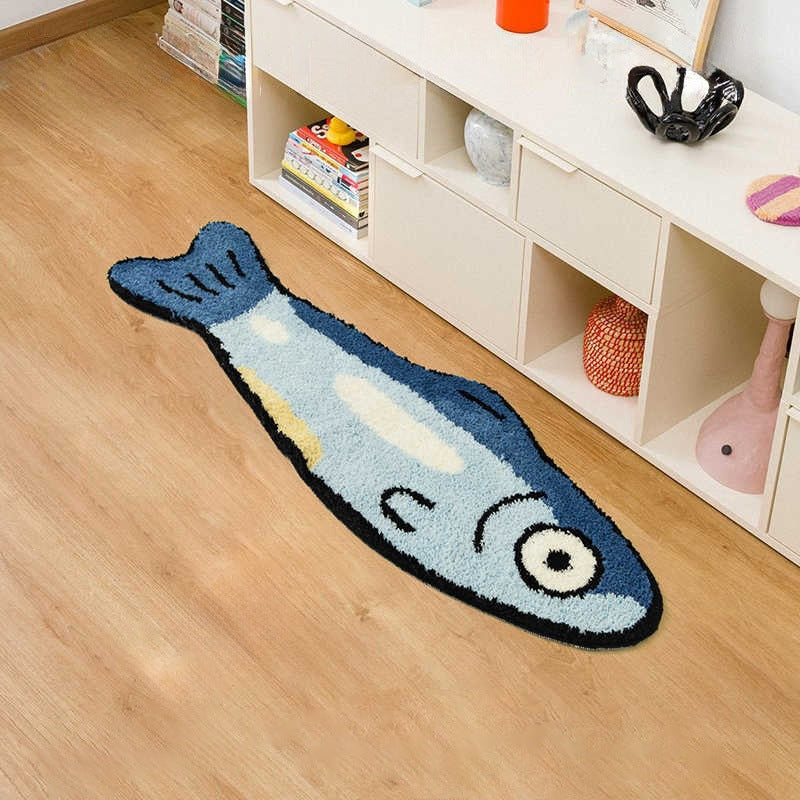 Playful Fish-Shaped Tufted Chenille Accent Mat