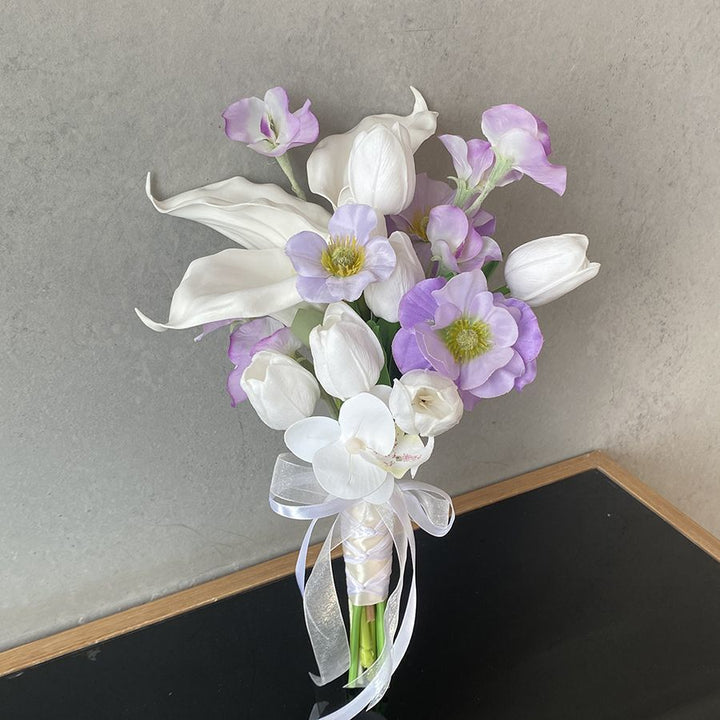 Elegant Floral Bridal Bouquet for Special Occasions