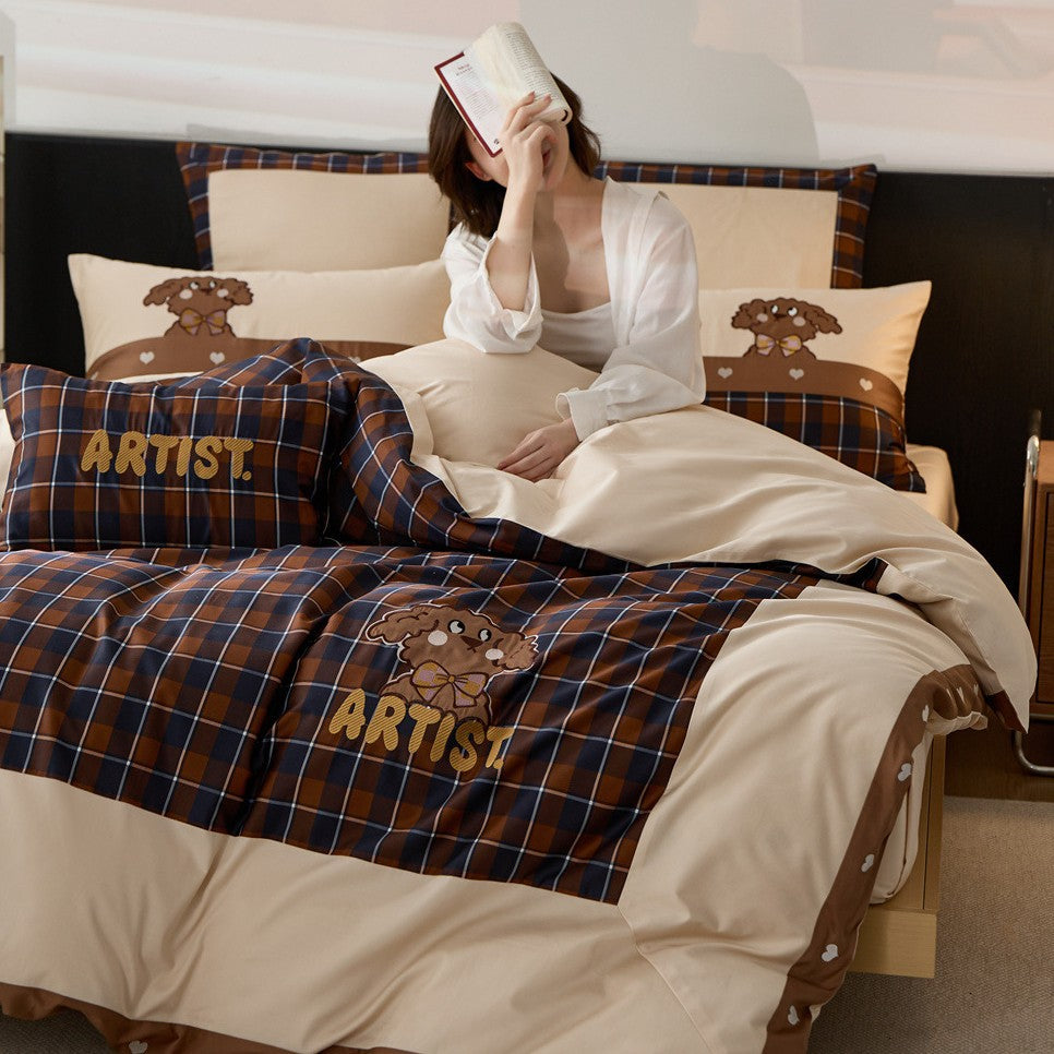 Children's bedding set made of cotton blend with checkered design and dog appliqué