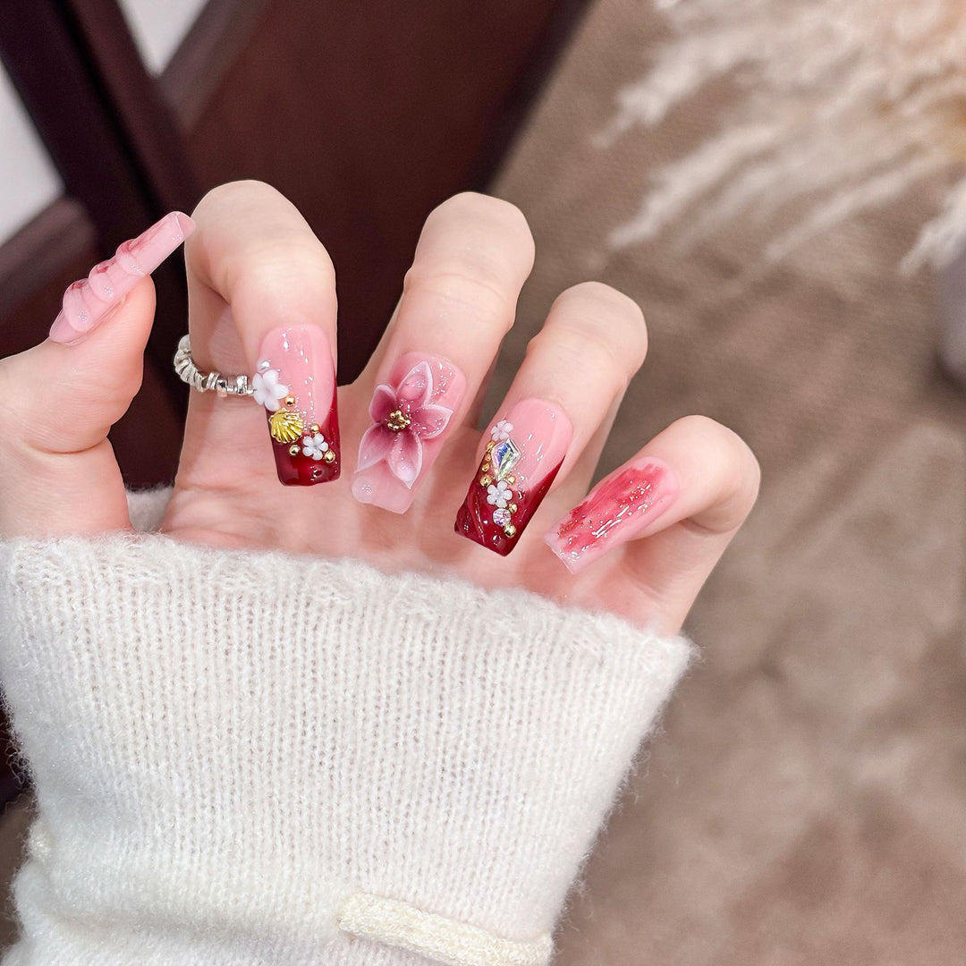 Floral Decorative Press-On Nail Tips