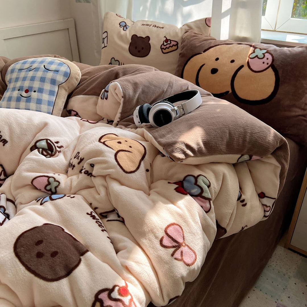 Plush Cartoon-Print Reversible Fleece Comforter with Oversized Loft