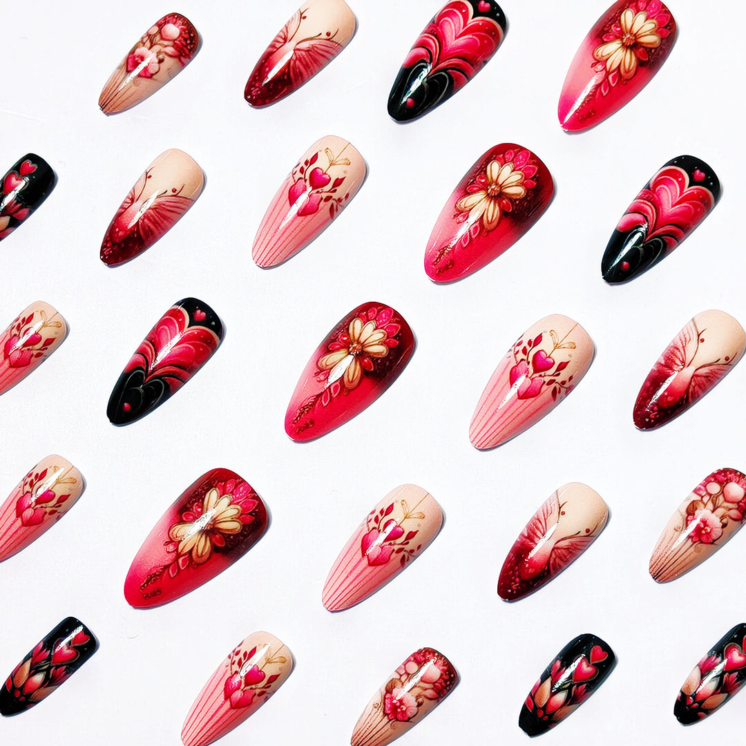 Artificial nails with romantic heart and floral designs Stornfield