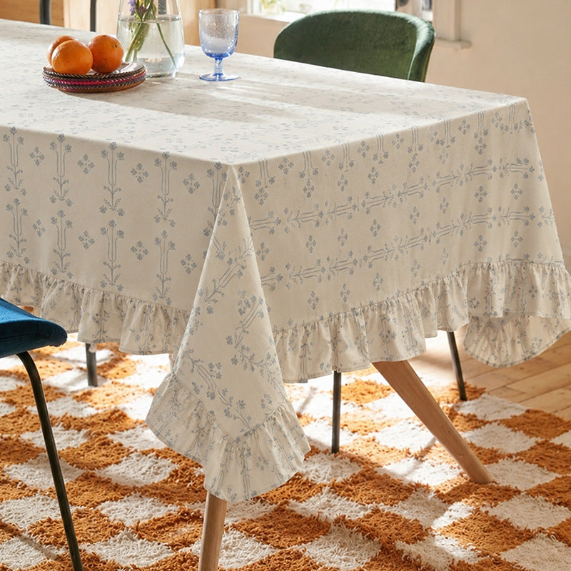 Rectangular cotton blend tablecloth with ruffle and fine jacquard pattern Stornfield