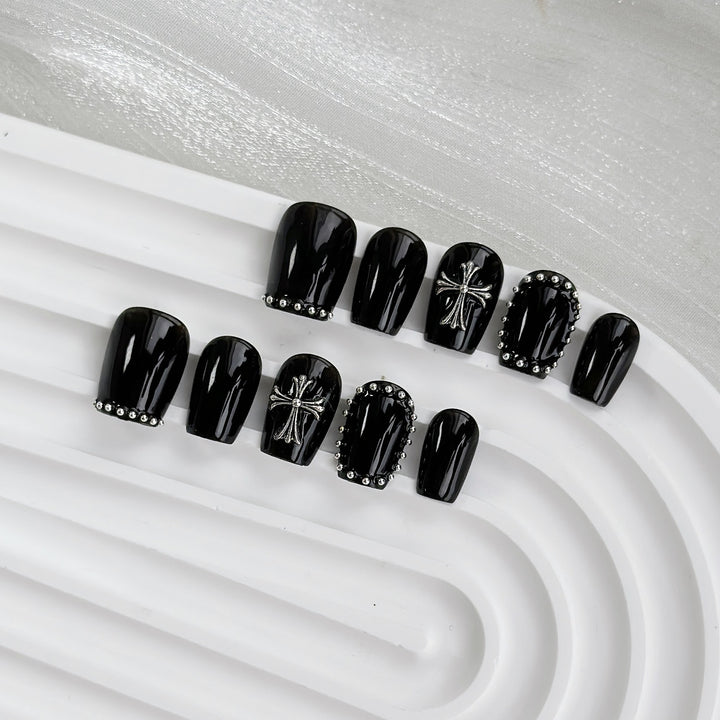 Decorative Press-On Nail Set with Silver Accents