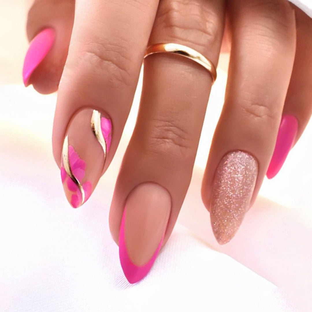 Decorative Nail Art Kit with Floral Accents Stornfield