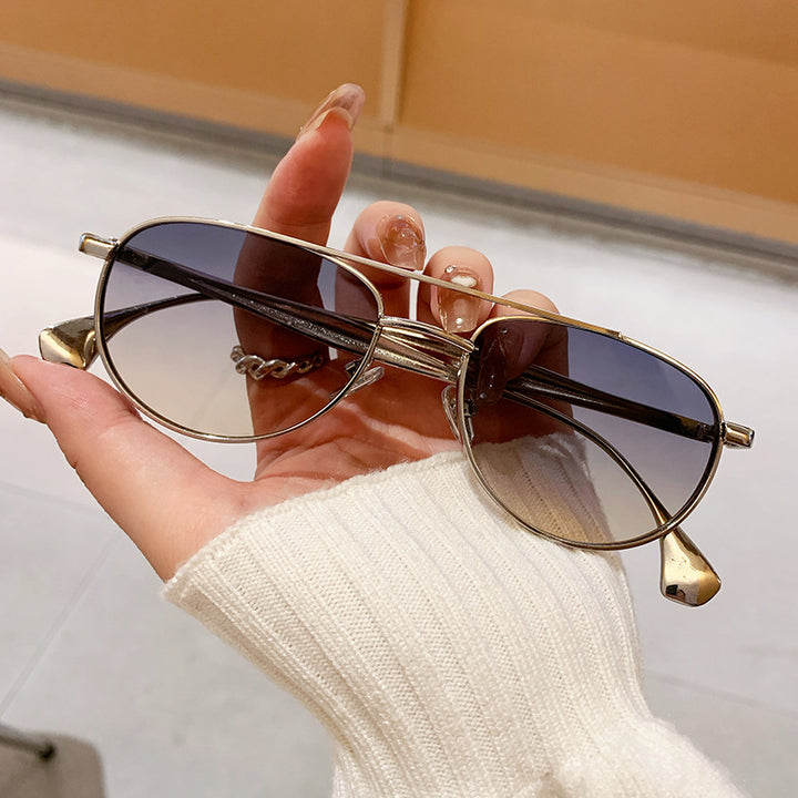 Ladies fashionable pilot sunglasses with elegant gold frame Stornfield