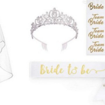 Women's bridal accessories set with shimmering veil and personalized sash Stornfield