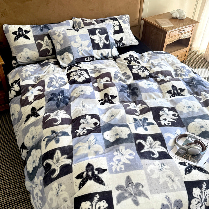 Cute Themed Flannel Bedding Set
