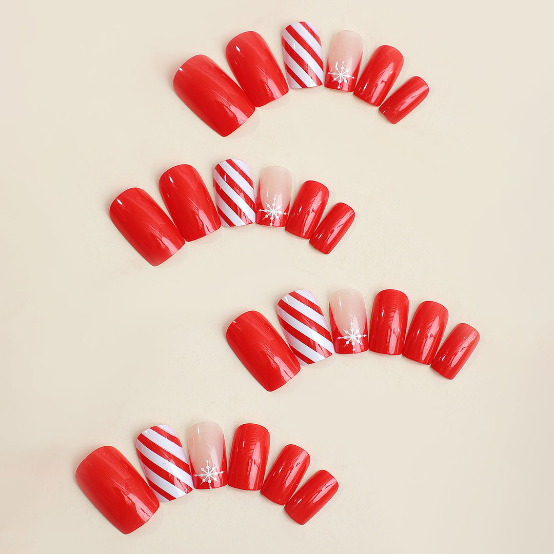 Holiday Themed Press-On Nail Set Stornfield