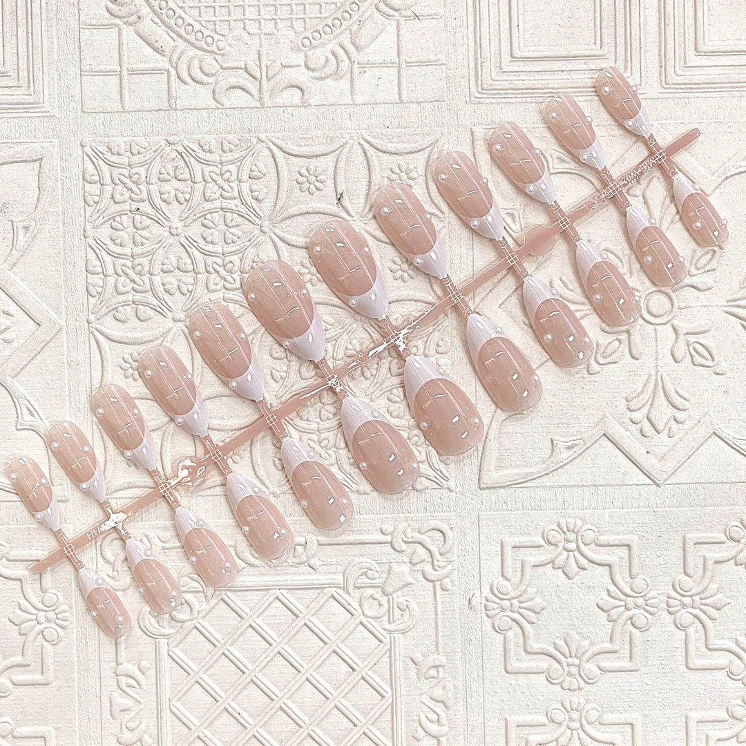 Elegant Decorative Press-On Nail Set Stornfield