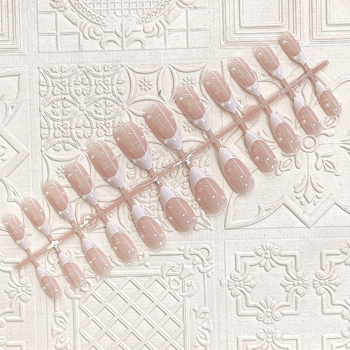 Elegant Decorative Press-On Nail Set Stornfield