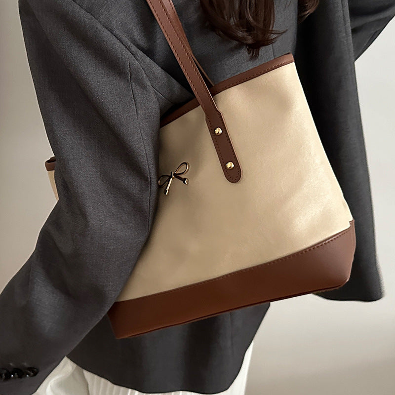 Elegant Classic Tote Bag
