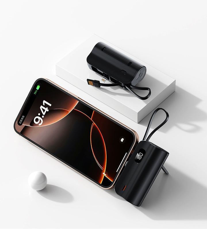 Portable charger with integrated digital display and fast charging function Stornfield