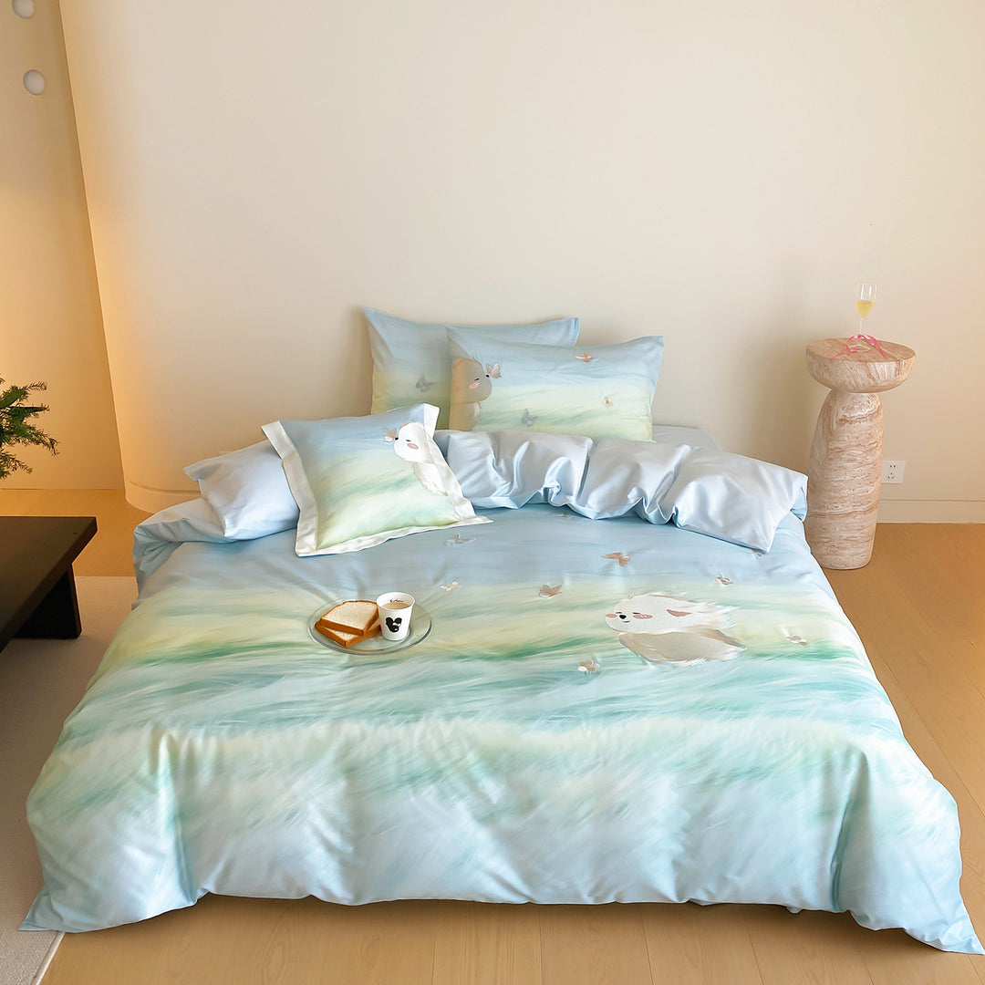 Pastel Watercolor Duvet Cover & Pillow Sham Ensemble with Whimsical Animal Motif
