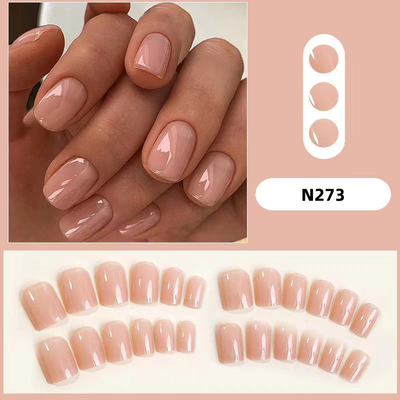 High-quality artificial nails in a natural look Stornfield