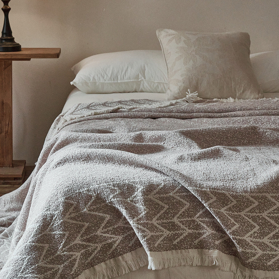 Reversible Textured Jacquard Throw Blanket with Fringed Edges