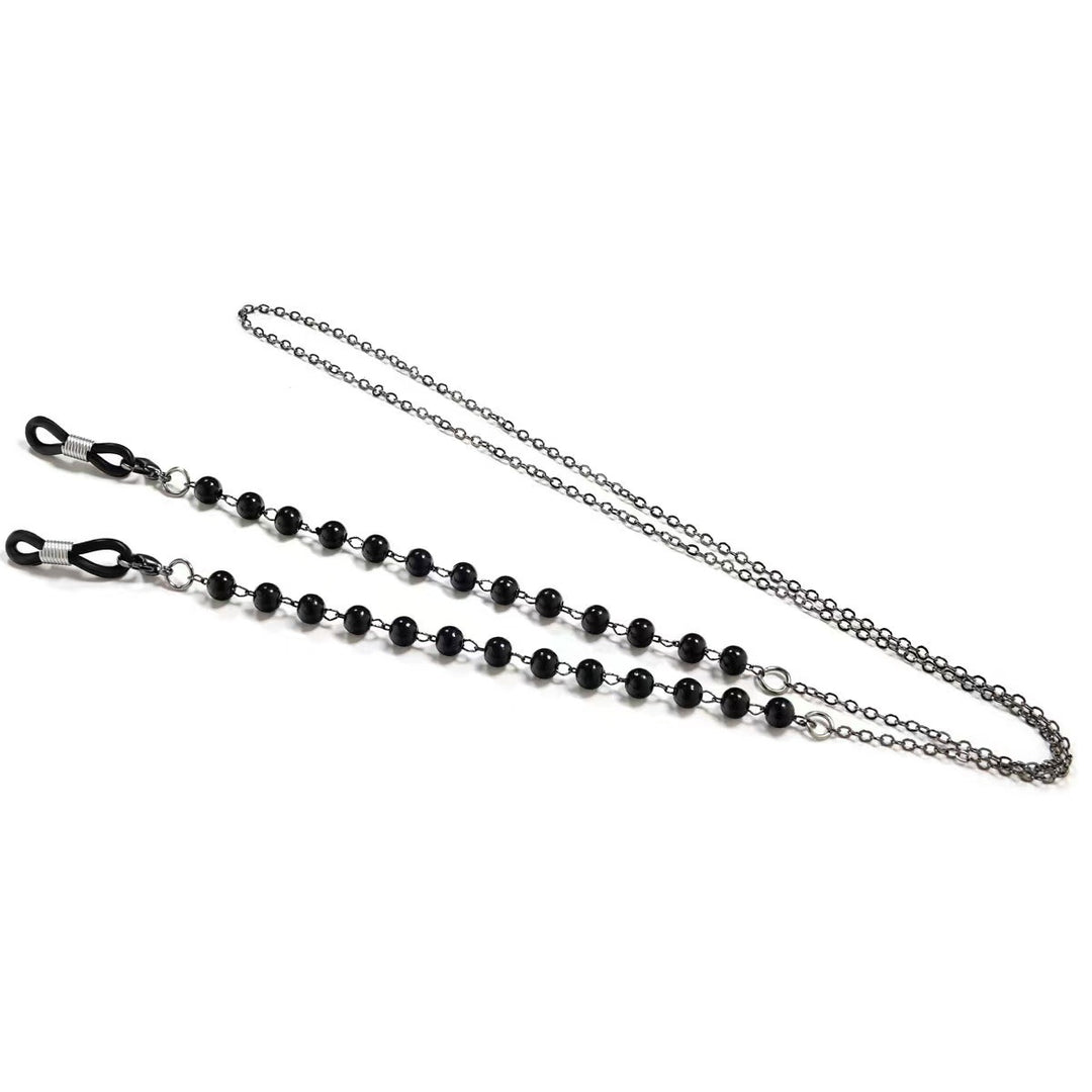 Elegant Beaded Eyewear Chain Stornfield