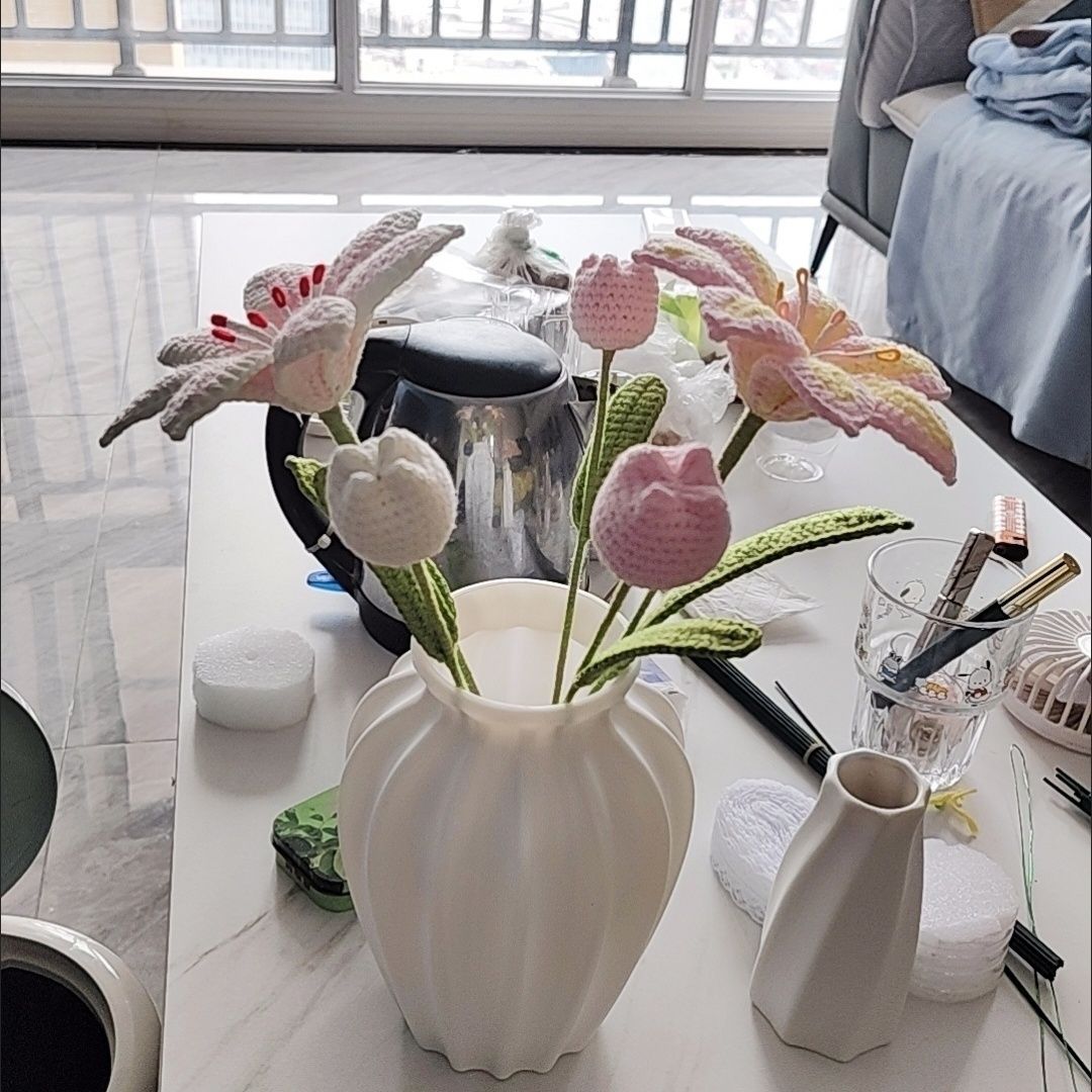 Elegant Decorative Flower Vase Stornfeild