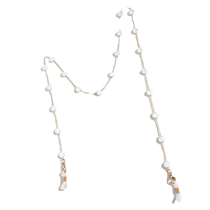 Elegant Pearl-Linked Eyewear Chain Stornfield