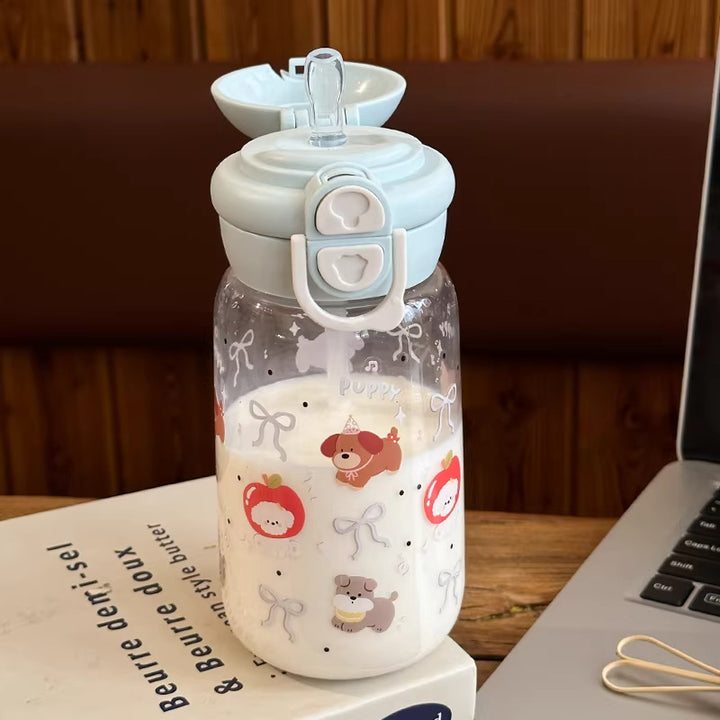 Women's drinking bottle with animal motifs and healthy fruit insert system Stornfield