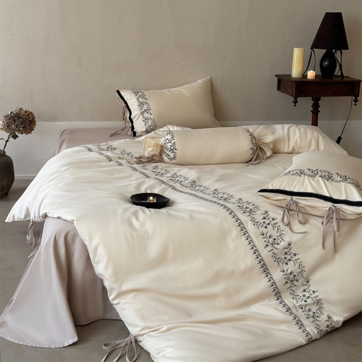 Embroidered Cotton Duvet Cover Set with Decorative Bolster and Tie-closure Pillowcases