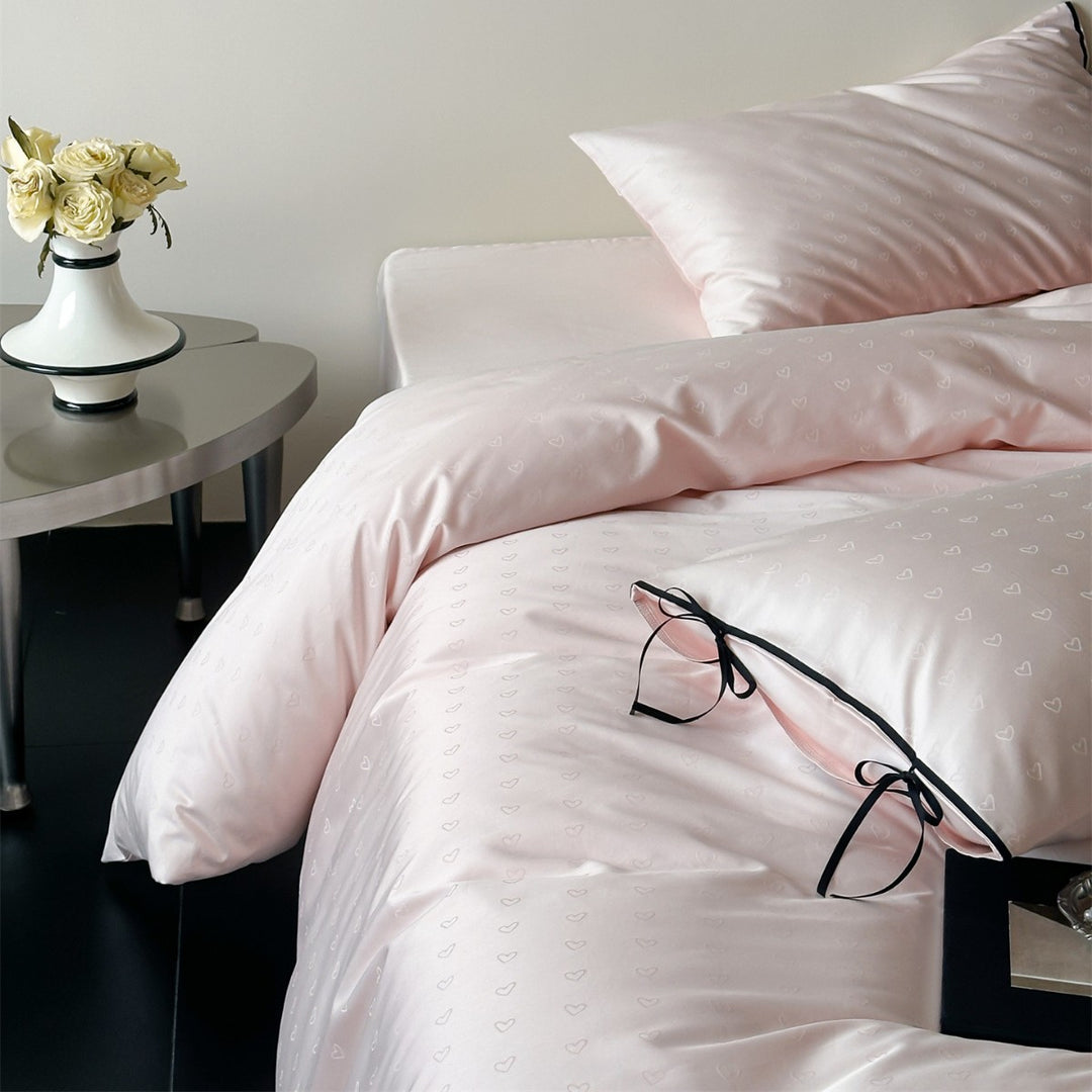 Lightweight Cotton Sateen Heart-Jacquard Duvet Cover Set with Tie-Closure Pillow Shams