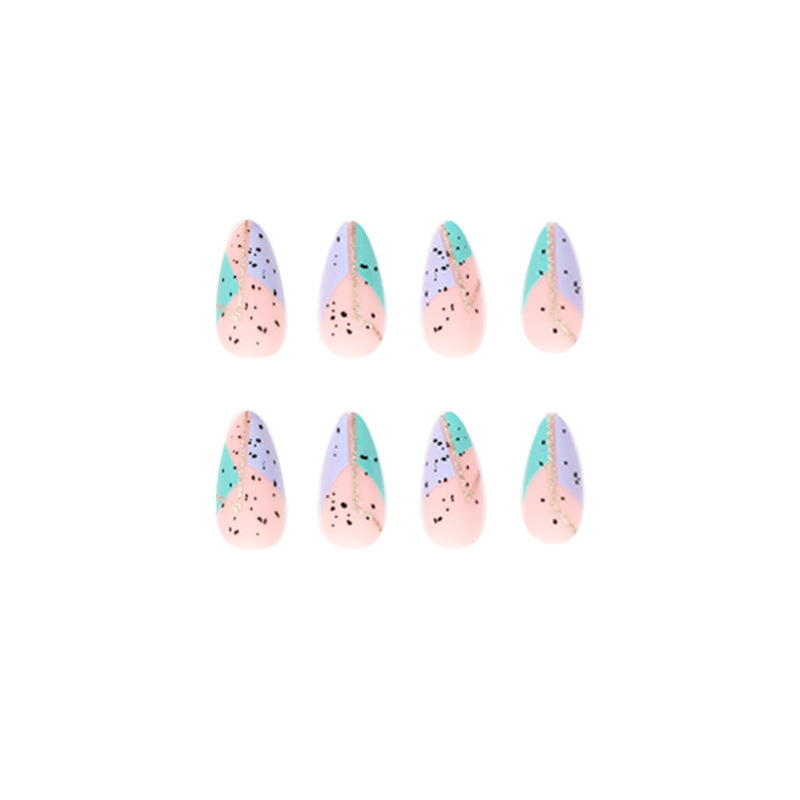 Artificial nail art with unique geometric design Stornfield