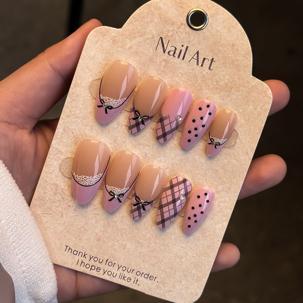 Elegant Vintage-Inspired Press-On Nail Set Stornfield