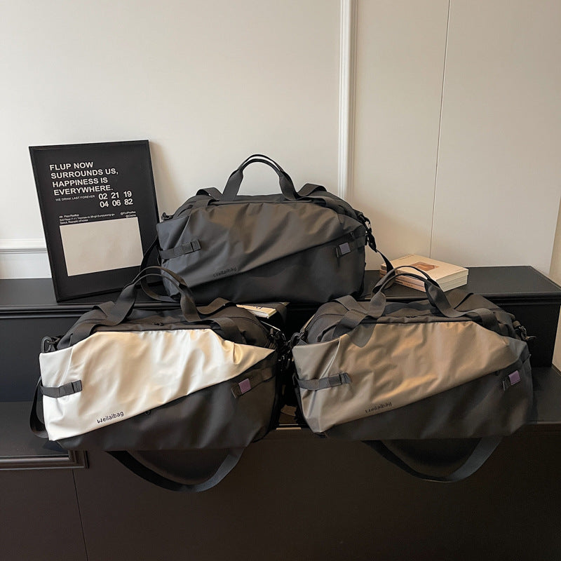 Women's sporty travel bag with innovative compartment system Stornfield