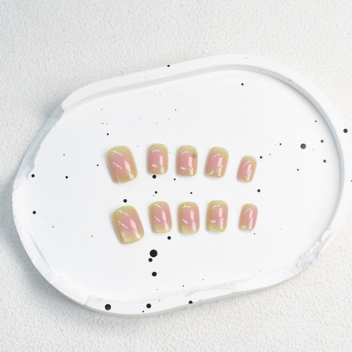Artificial nails with elegant ombre look Stornfield
