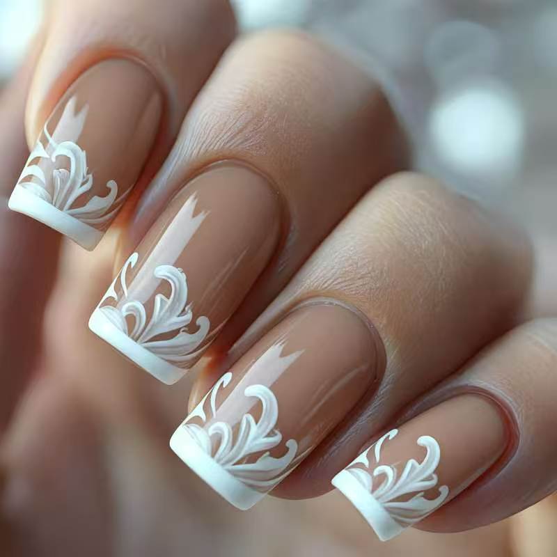 Artificial nails with elegant stiletto design Stornfield