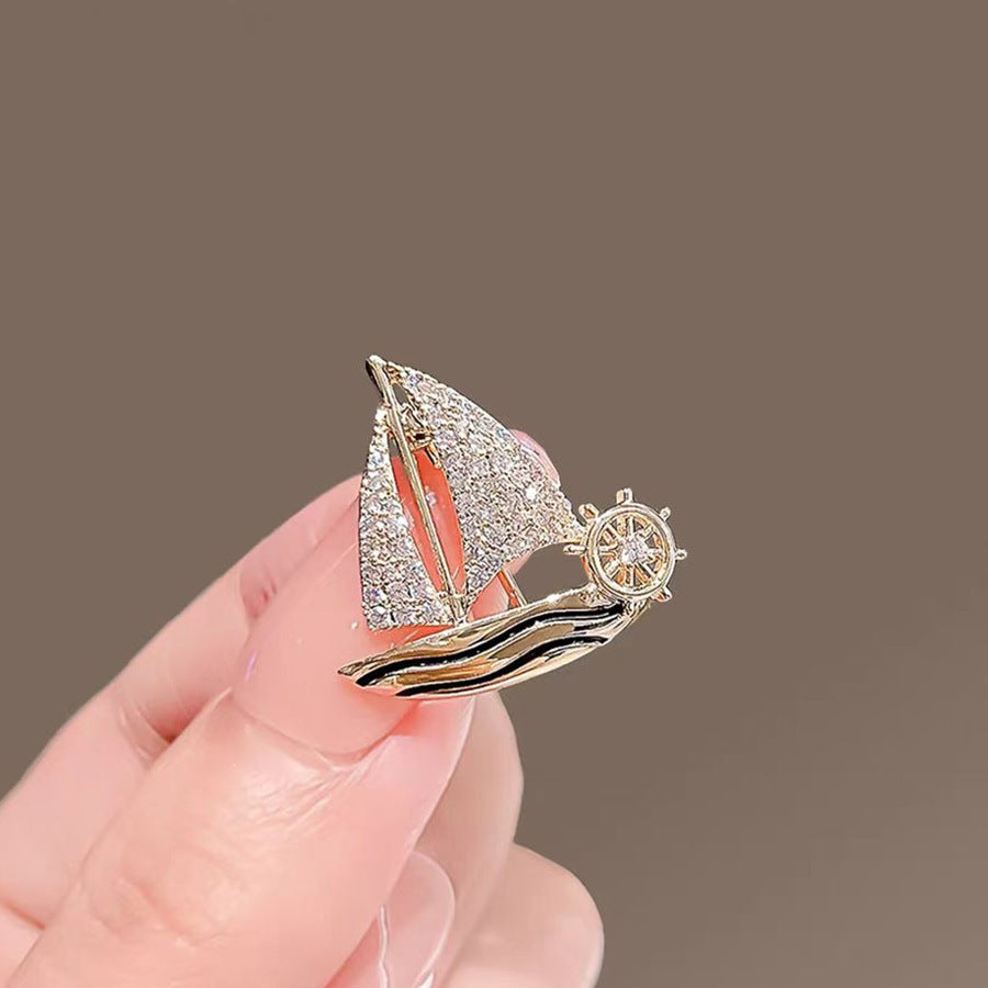 Elegant Sailboat Brooch Stornfield