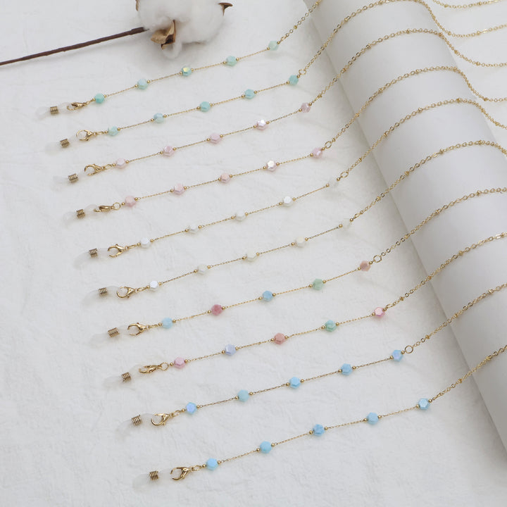 Elegant Gold Chain Necklace with Gemstones Stornfield