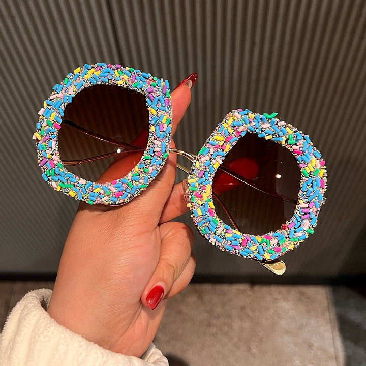 Women's fashion sunglasses with creative structures and colorful accents Stornfield