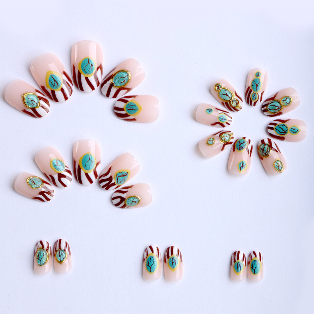 Artificial Nails with Extraordinary Design Stornfield