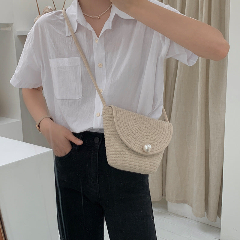 Shoulder bag with elegant pearl closure Stornfield