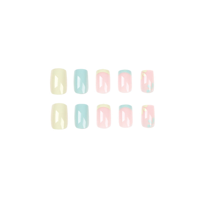 Artful nail extensions in trendy floral design Stornfield