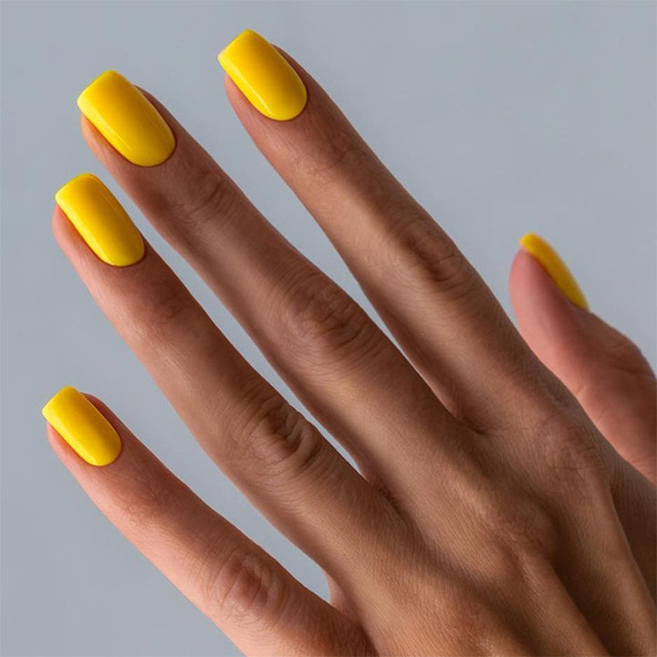 Elegant Glossy Press-On Nails Stornfield