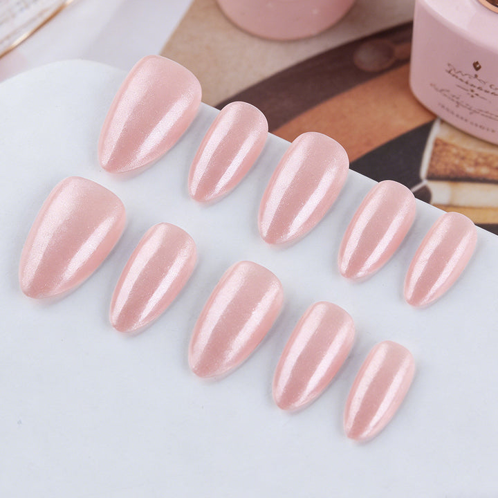 Elegant Almond-Shaped Press-On Nails Stornfield