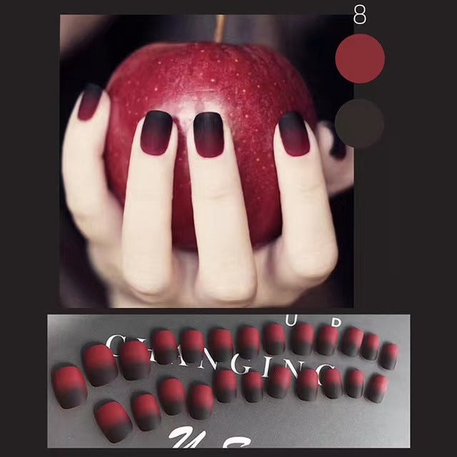 Artificial nails with elegant ombre effect Stornfield