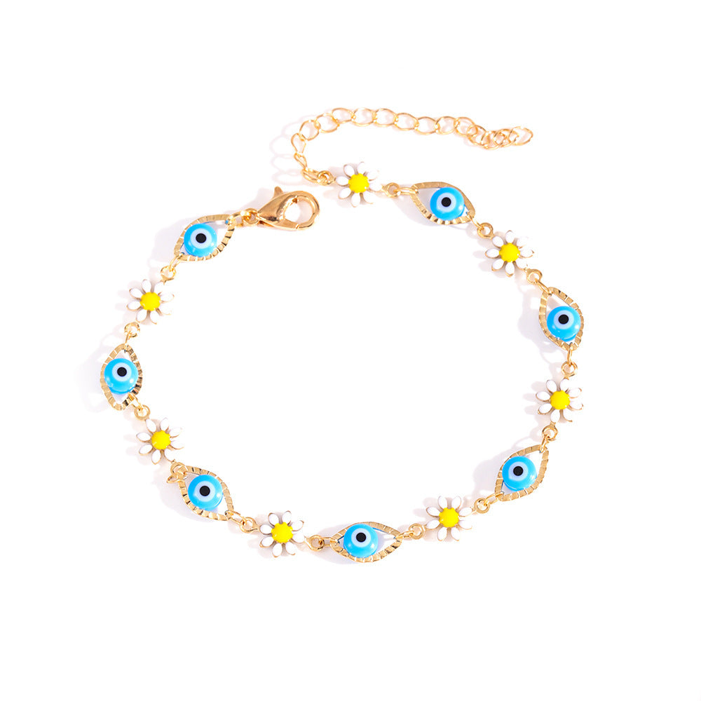 Eye Charm and Daisy Bracelet Stornfield