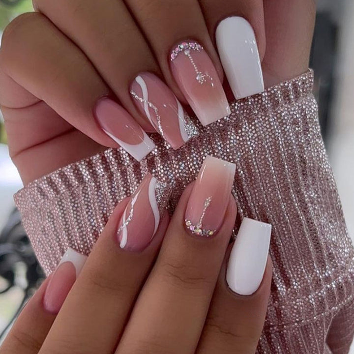 Glamorous Nail Design Set Stornfield